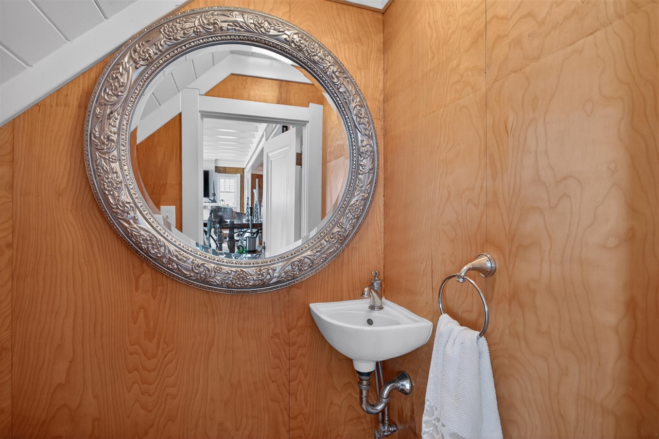 8714 Cherry Point Road, Manitou Beach, MI, 49253-9049