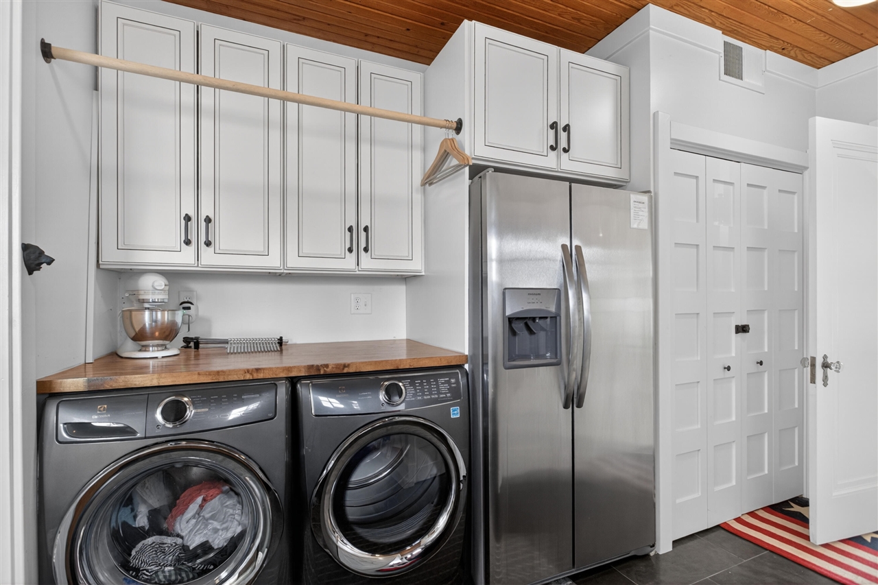 8714 Cherry Point Road, Manitou Beach, MI, 49253-9049