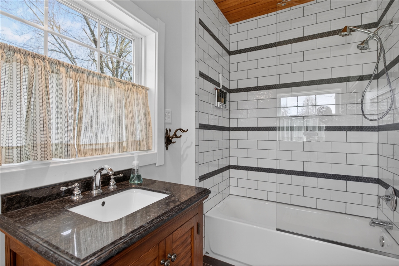 8714 Cherry Point Road, Manitou Beach, MI, 49253-9049