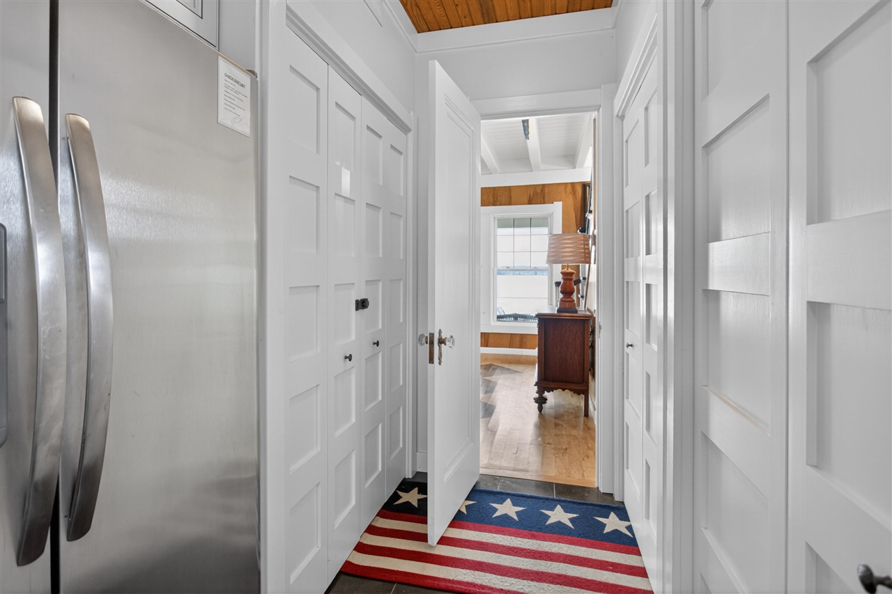 8714 Cherry Point Road, Manitou Beach, MI, 49253-9049