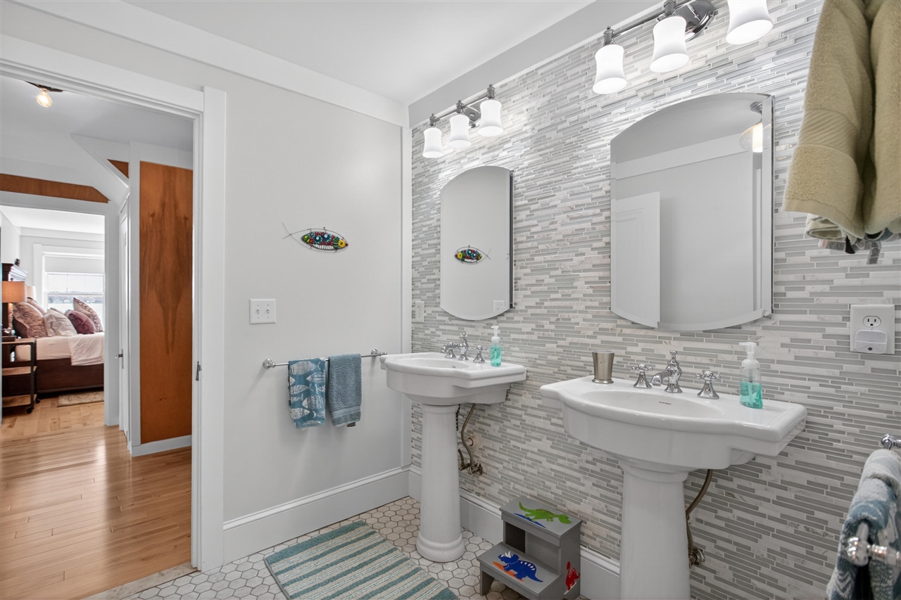 8714 Cherry Point Road, Manitou Beach, MI, 49253-9049