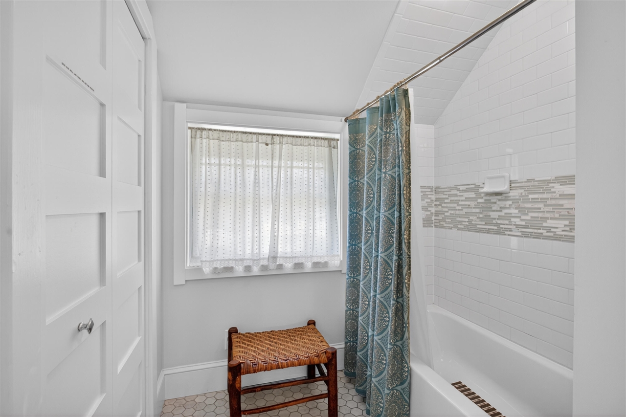 8714 Cherry Point Road, Manitou Beach, MI, 49253-9049