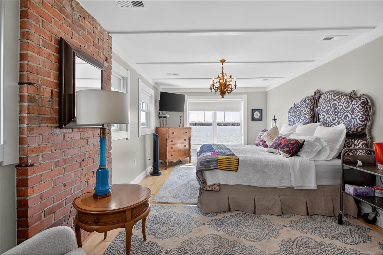 8714 Cherry Point Road, Manitou Beach, MI, 49253-9049