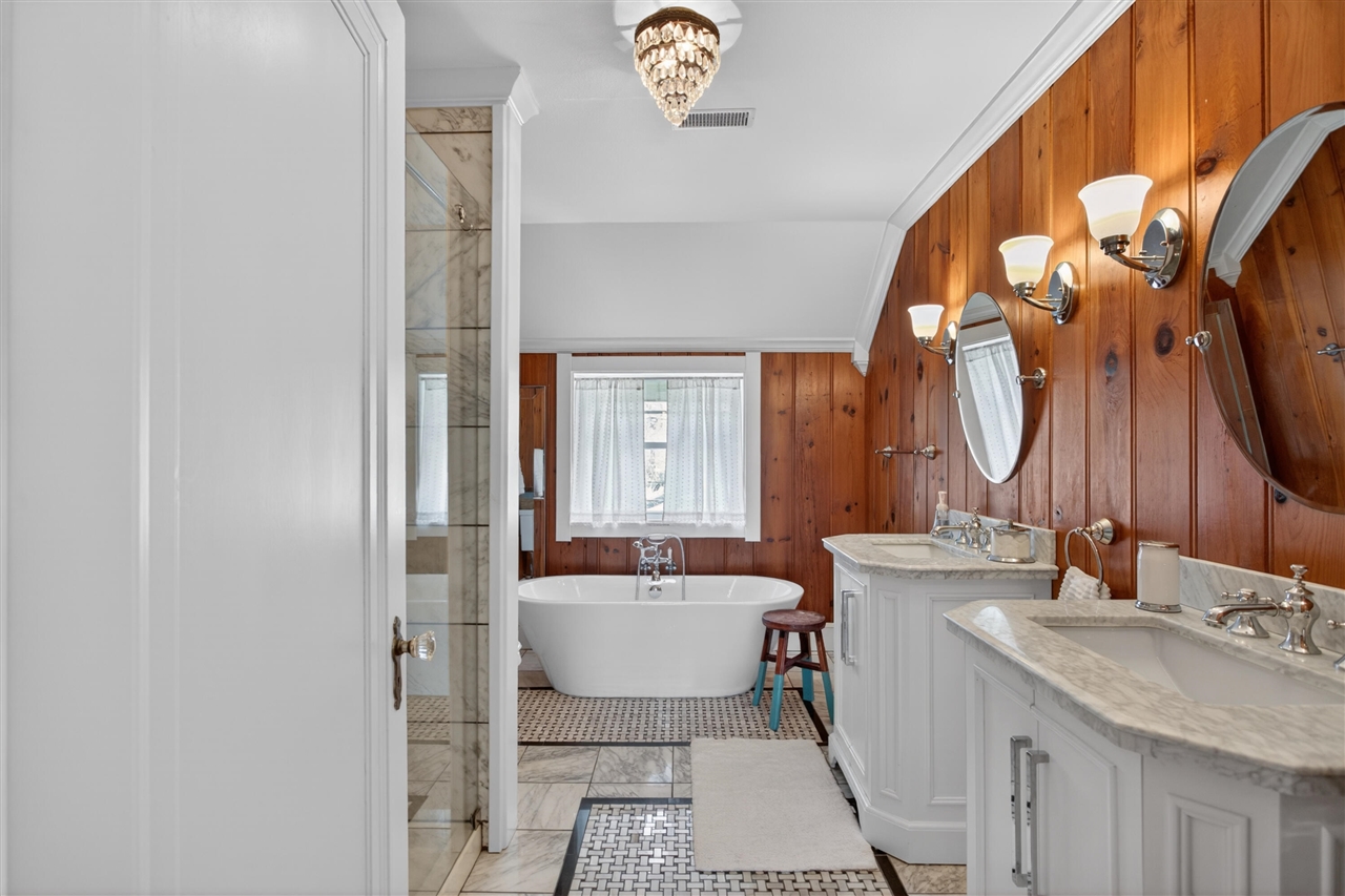 8714 Cherry Point Road, Manitou Beach, MI, 49253-9049