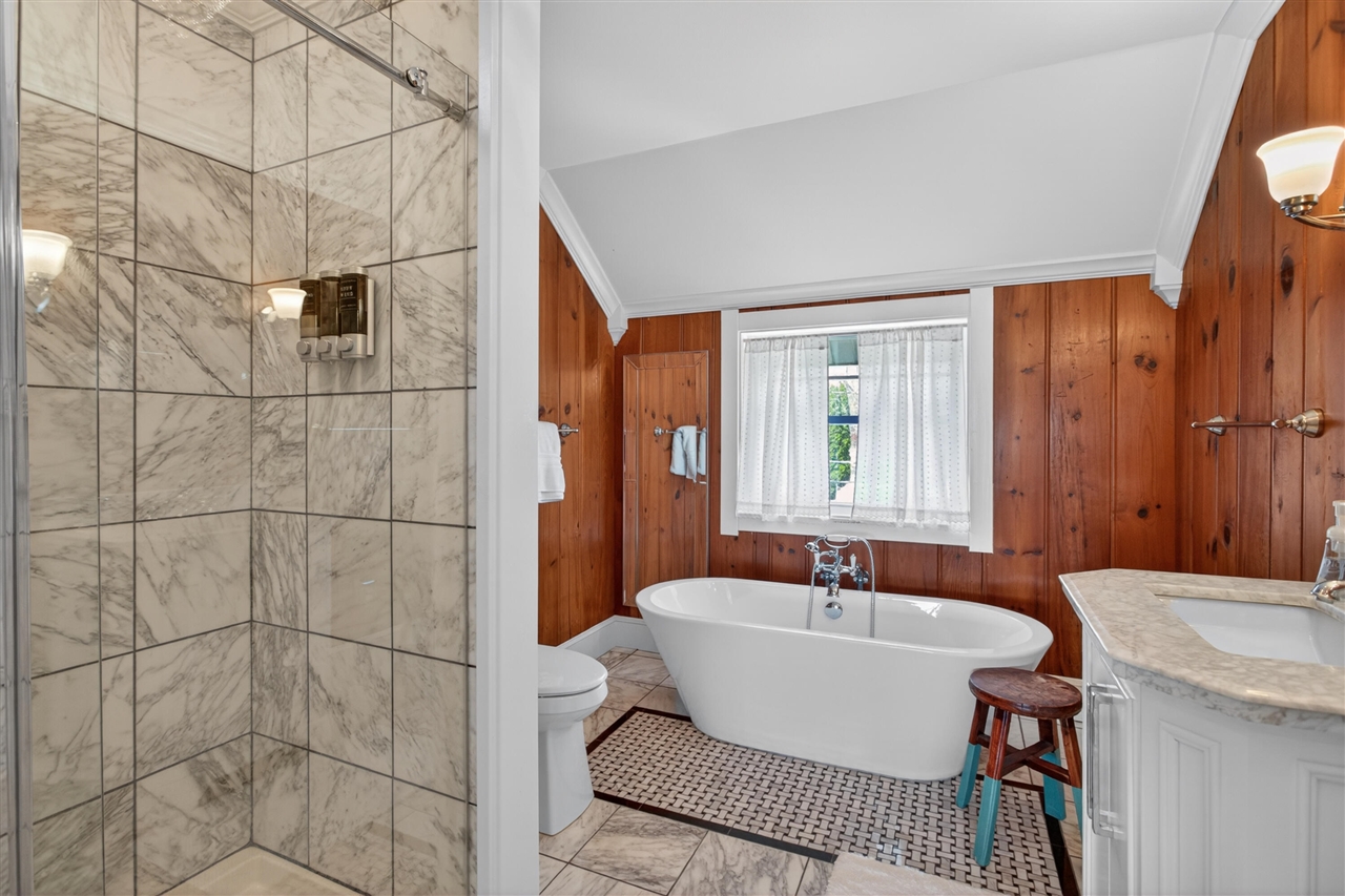 8714 Cherry Point Road, Manitou Beach, MI, 49253-9049