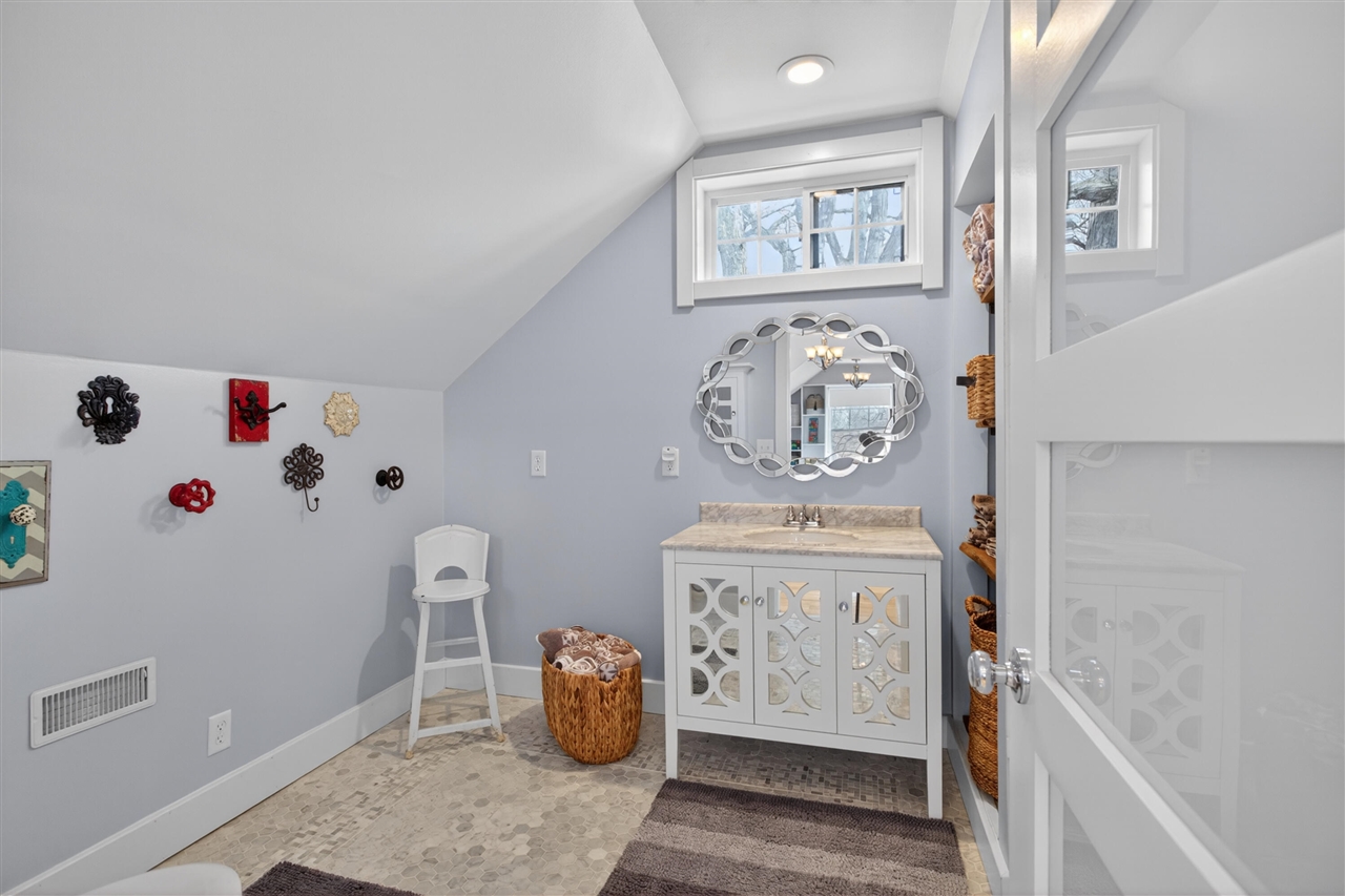 8714 Cherry Point Road, Manitou Beach, MI, 49253-9049