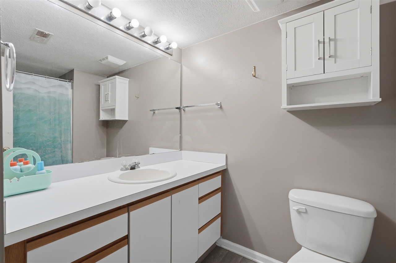 1307 Millbrook, Ann Arbor, MI, 48108-5918
