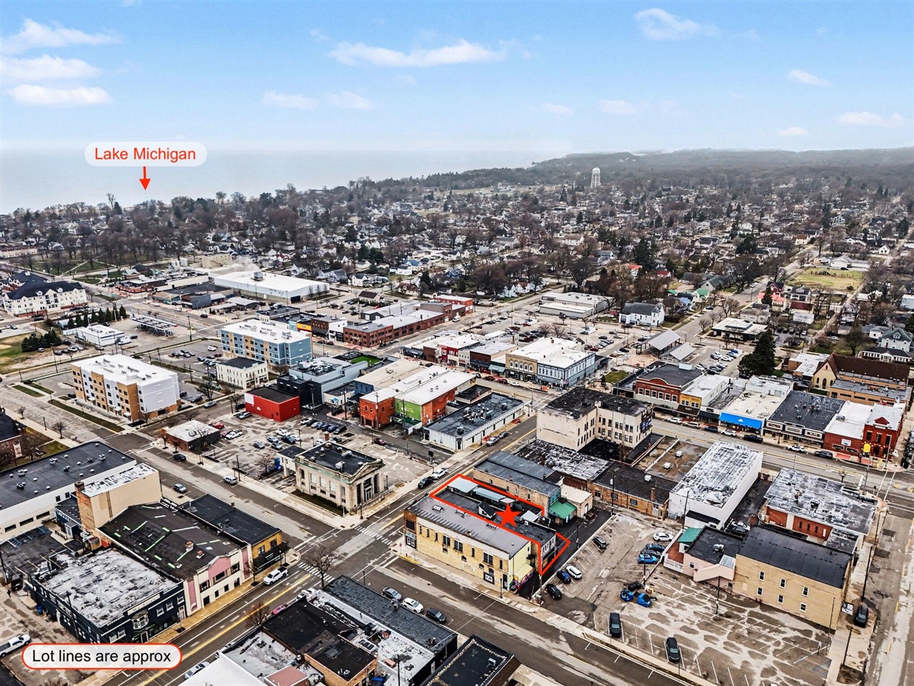 121 & 125 S James Street, Ludington, MI, 49431-2101