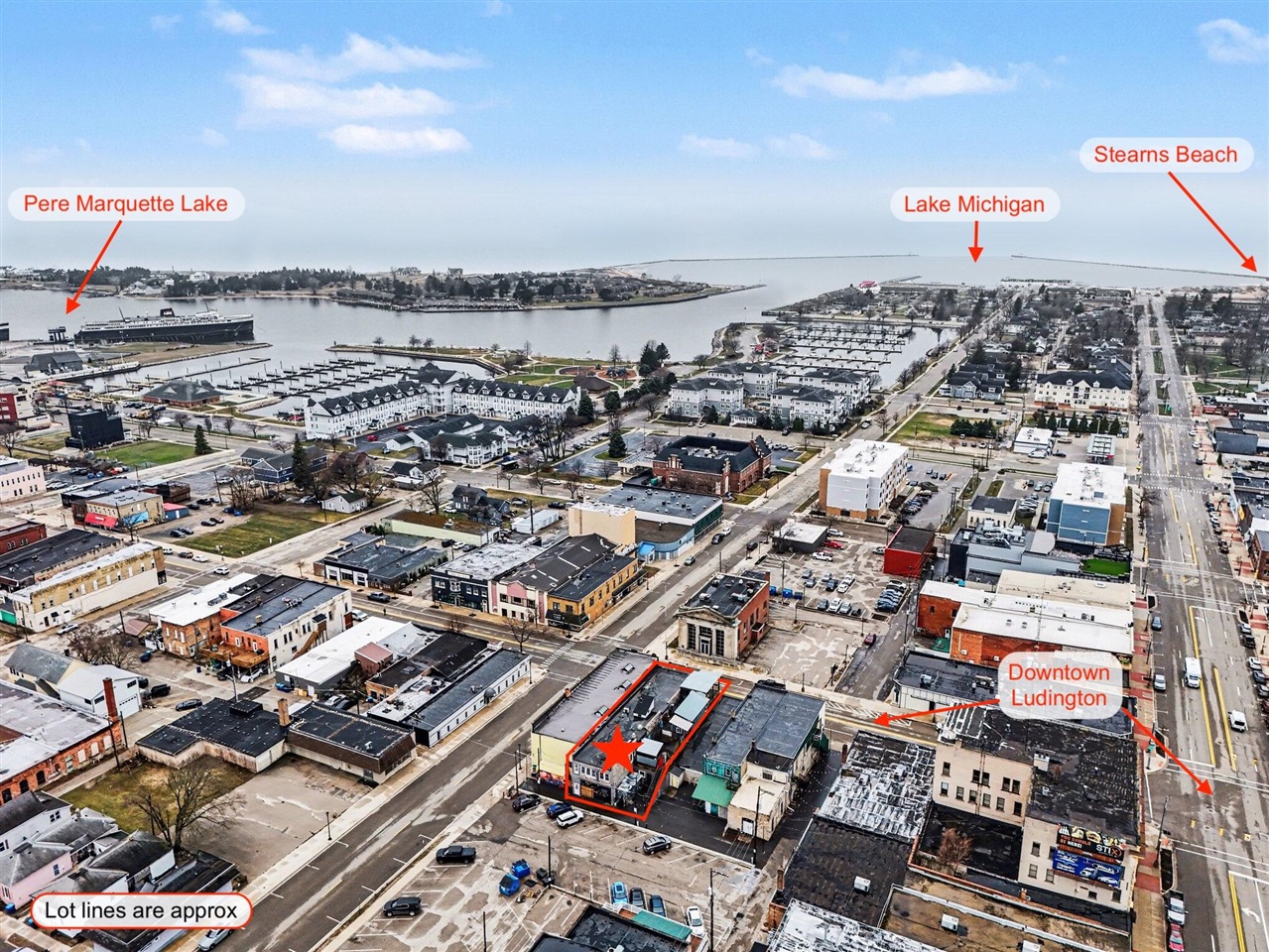 121 & 125 S James Street, Ludington, MI, 49431-2101