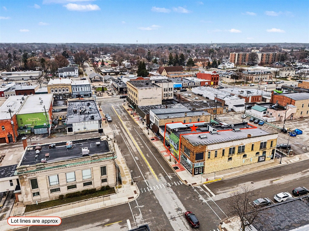 121 & 125 S James Street, Ludington, MI, 49431-2101