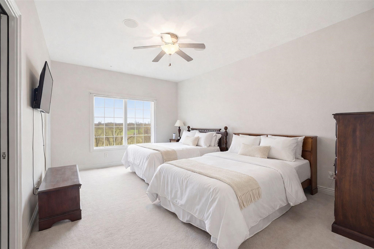 4915 Stockbridge Drive, Saint Joseph, MI, 49085-8655