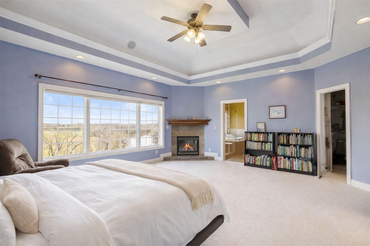 4915 Stockbridge Drive, Saint Joseph, MI, 49085-8655