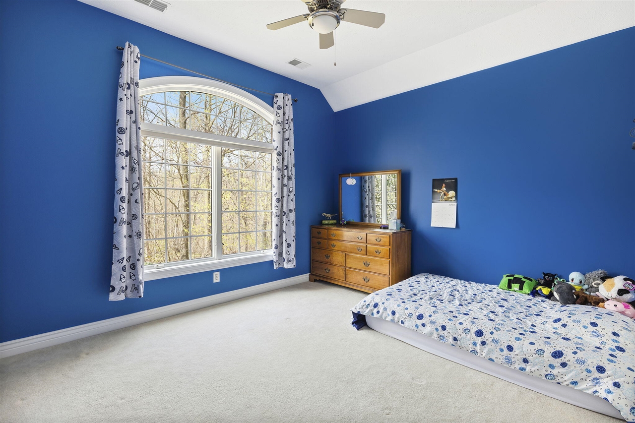 4915 Stockbridge Drive, Saint Joseph, MI, 49085-8655