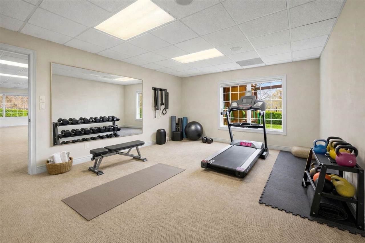 4915 Stockbridge Drive, Saint Joseph, MI, 49085-8655