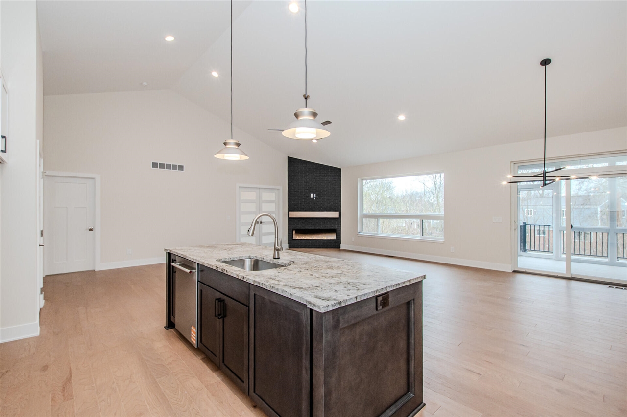 4201 Duck Drive, Ann Arbor, MI, 48103