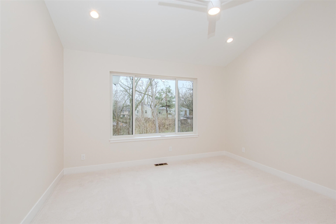 4201 Duck Drive, Ann Arbor, MI, 48103