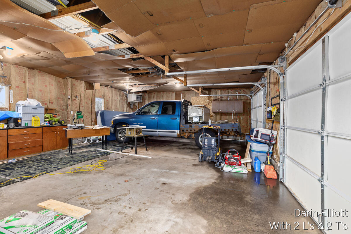 400 W Bridge Street, Lyons, MI, 48851-8634