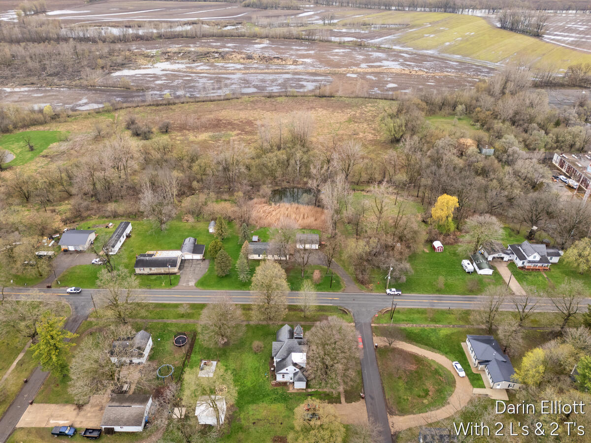 400 W Bridge Street, Lyons, MI, 48851-8634