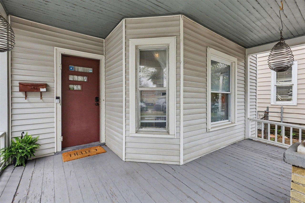 1017 Mc Reynolds Avenue, Grand Rapids, MI, 49504-4238