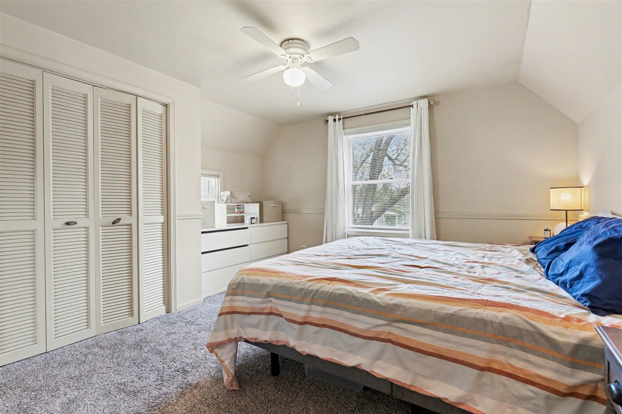 1017 Mc Reynolds Avenue, Grand Rapids, MI, 49504-4238