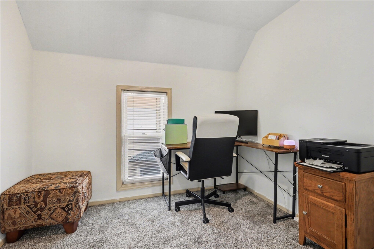 1017 Mc Reynolds Avenue, Grand Rapids, MI, 49504-4238