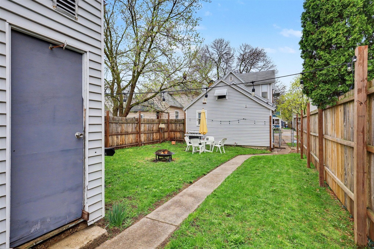 1017 Mc Reynolds Avenue, Grand Rapids, MI, 49504-4238