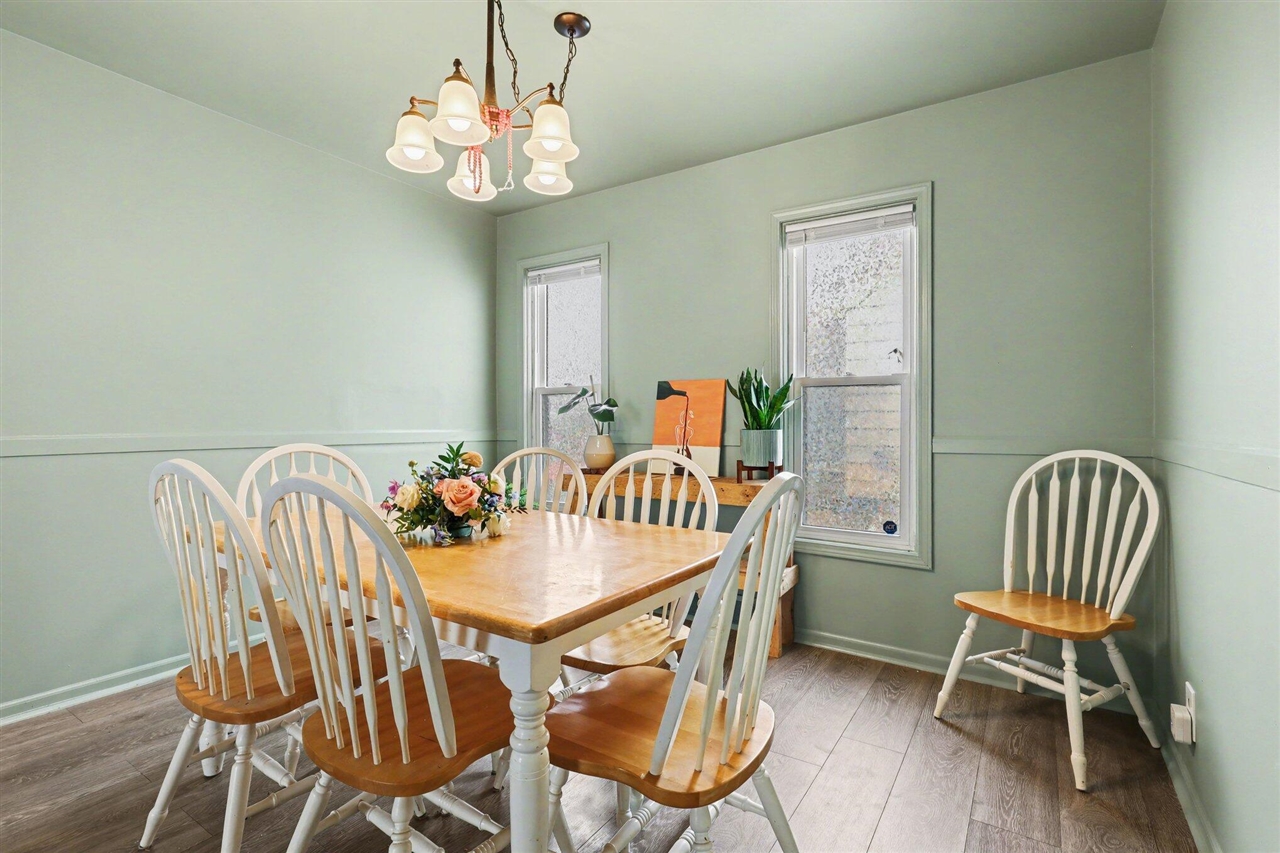 1017 Mc Reynolds Avenue, Grand Rapids, MI, 49504-4238