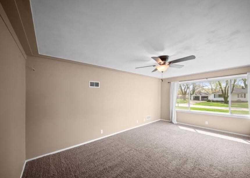 10517 Mary Ann Street, Zeeland, MI, 49464-1441