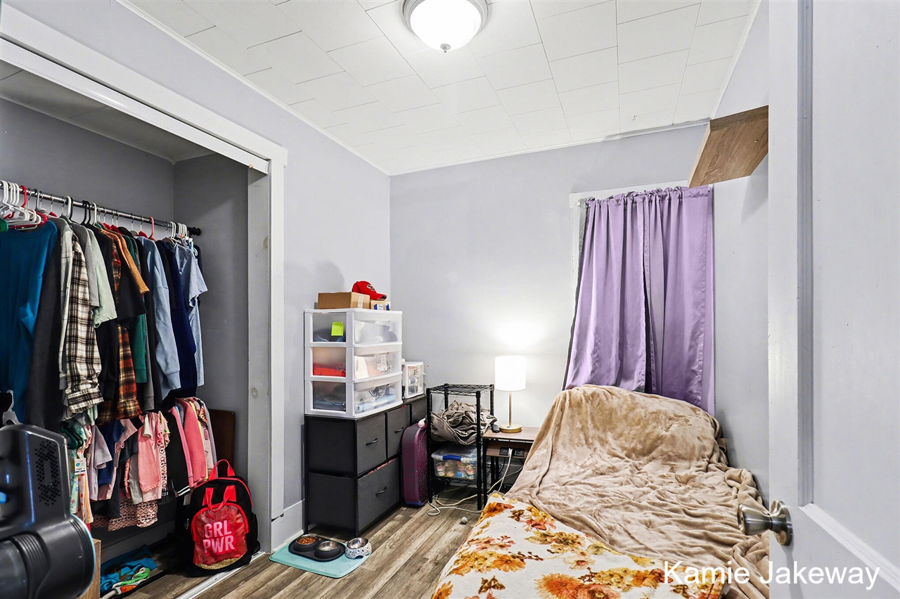 1045 Alderman Street, Belding, MI, 48809-2301