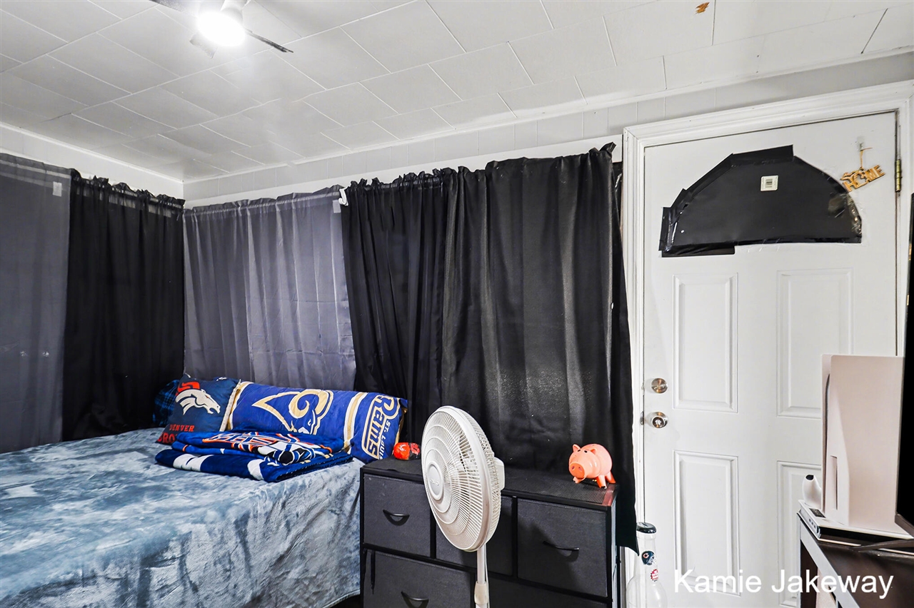 1045 Alderman Street, Belding, MI, 48809-2301