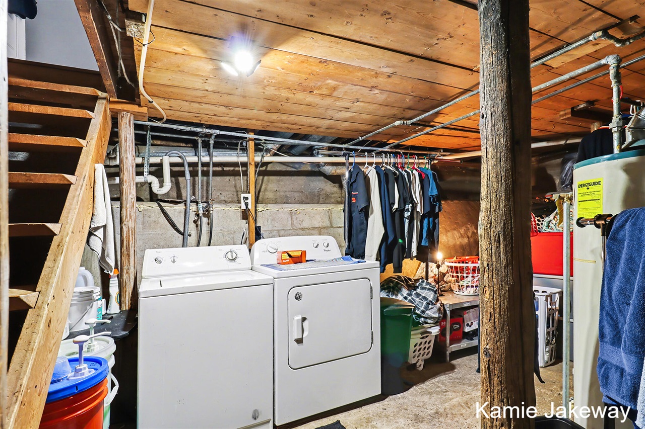 1045 Alderman Street, Belding, MI, 48809-2301