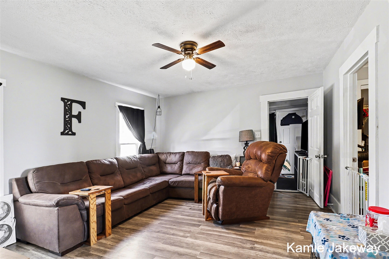 1045 Alderman Street, Belding, MI, 48809-2301