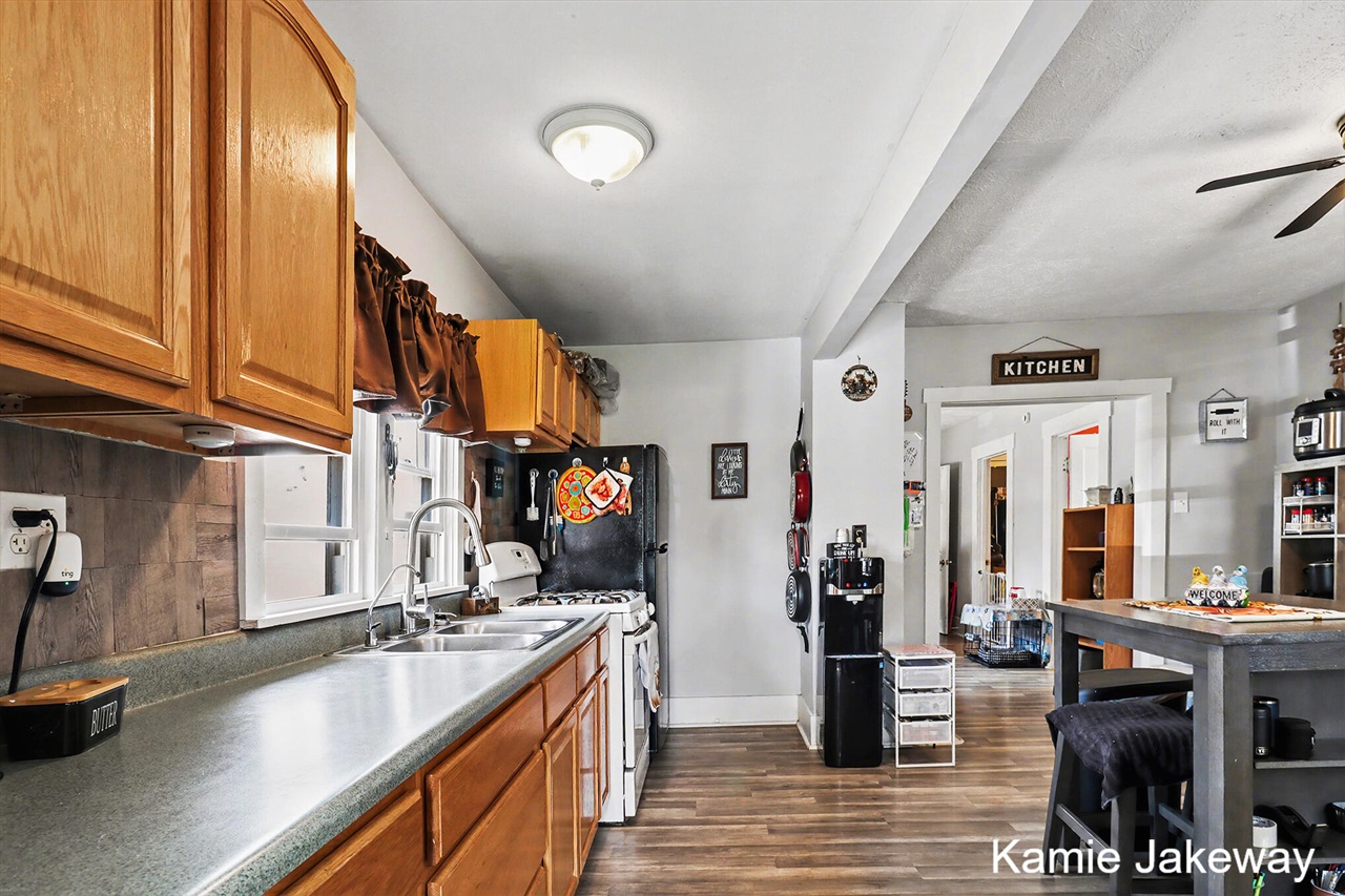 1045 Alderman Street, Belding, MI, 48809-2301