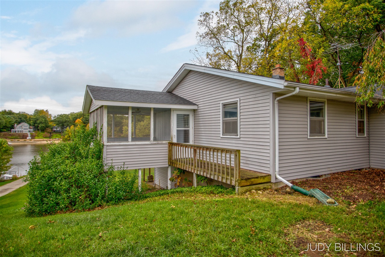 6342 Old Allegan Road, Saugatuck, MI, 49453-9431