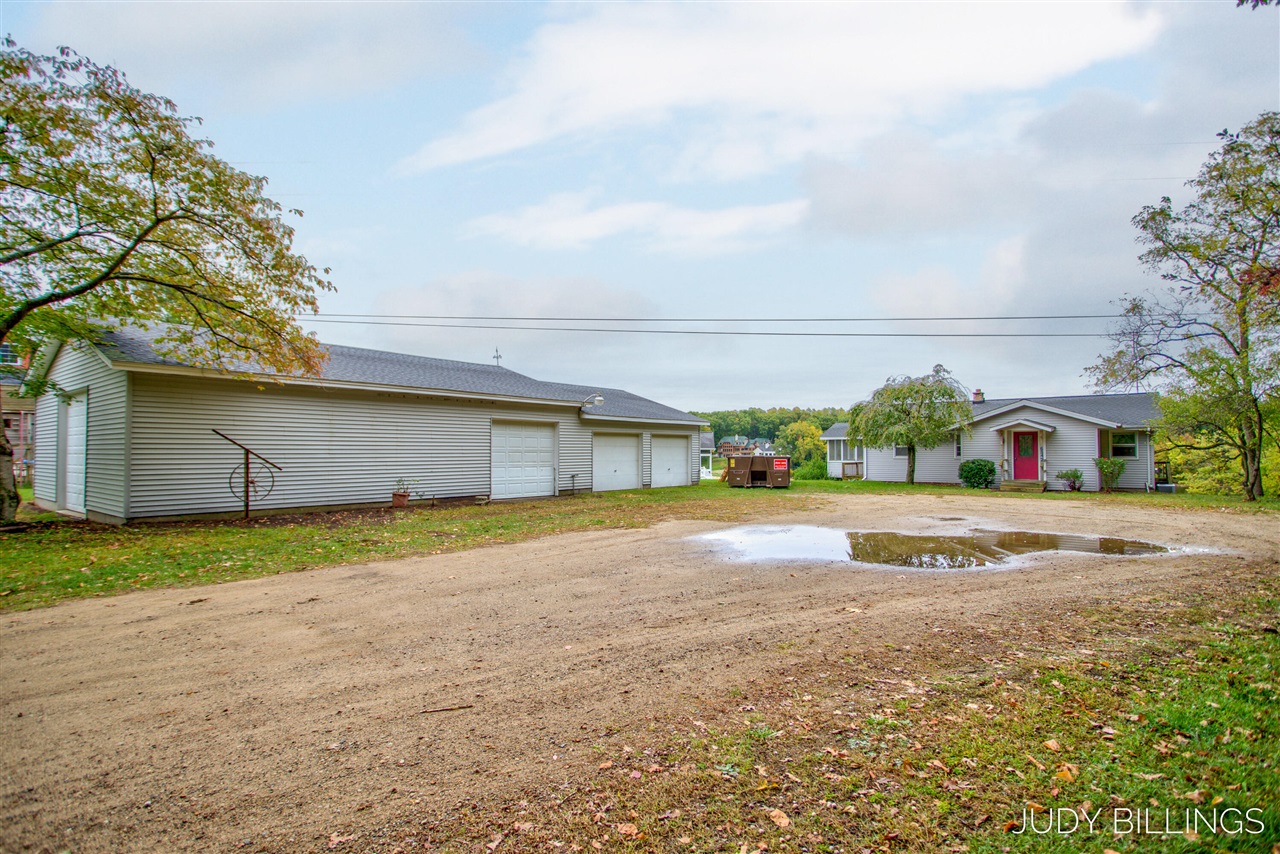 6342 Old Allegan Road, Saugatuck, MI, 49453-9431