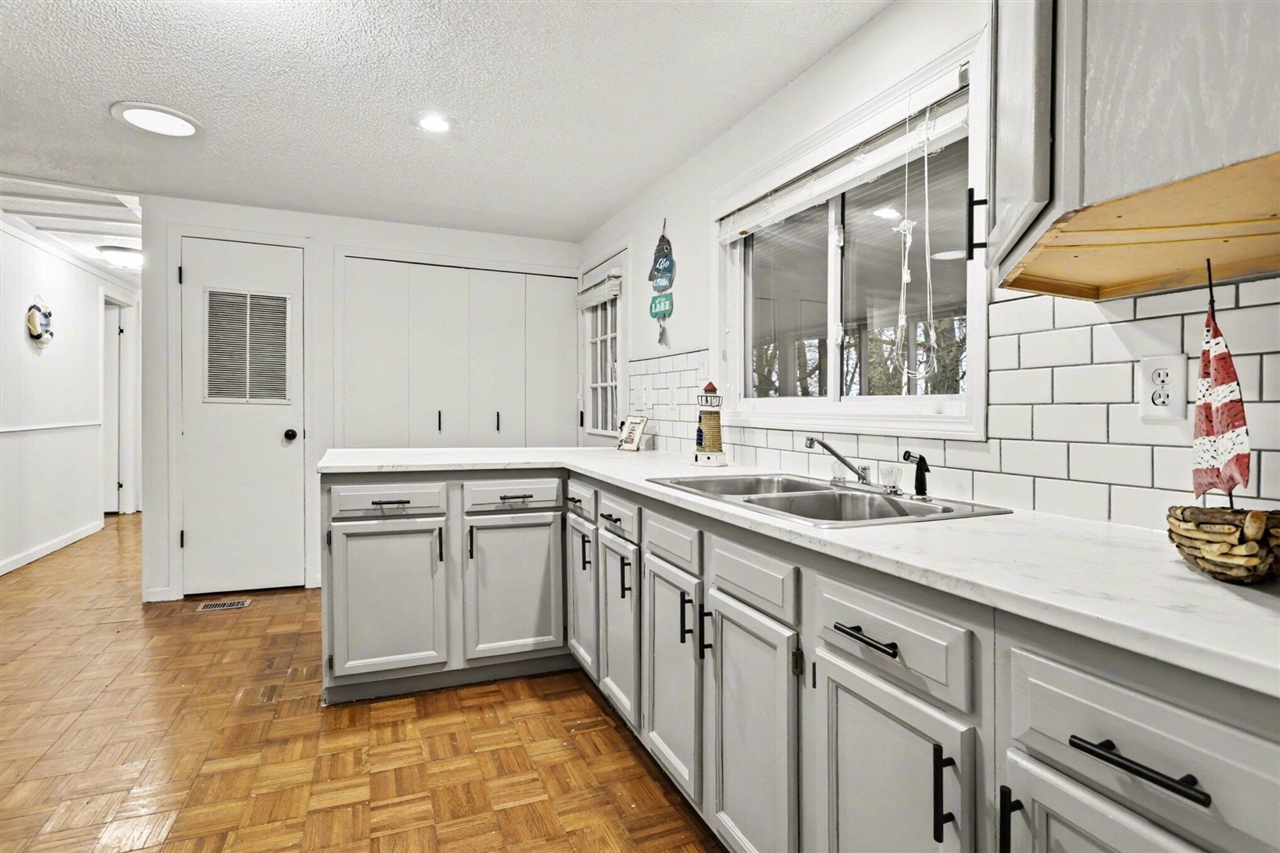 33320 Ridenour Road, Dowagiac, MI, 49047-9399