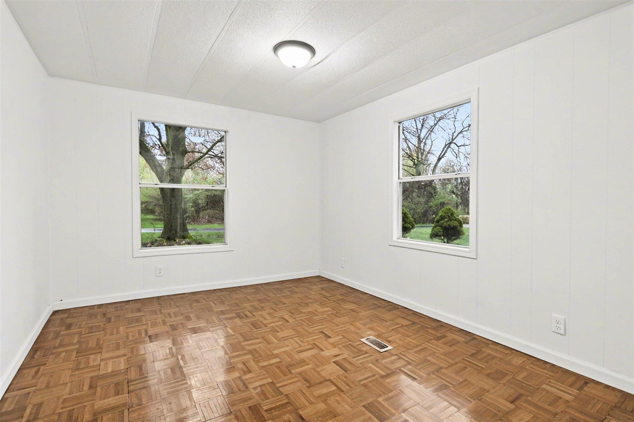 33320 Ridenour Road, Dowagiac, MI, 49047-9399