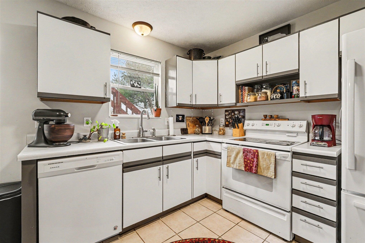 613 Trinity Drive UNIT&nbsp;1, Caledonia, MI, 49316