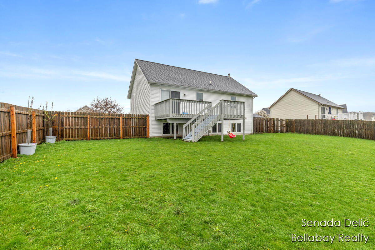 7121 Shady Knoll Drive, Caledonia, MI, 49316-8518