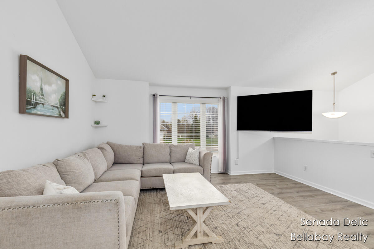 7121 Shady Knoll Drive, Caledonia, MI, 49316-8518