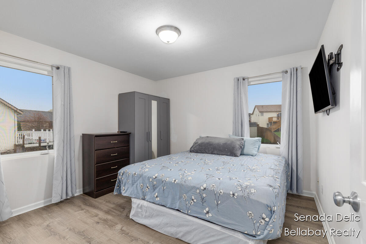 7121 Shady Knoll Drive, Caledonia, MI, 49316-8518