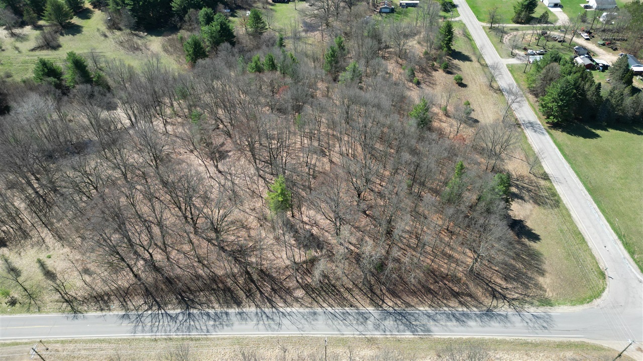 2730 W 3 Mile Road, White Cloud, MI, 49349