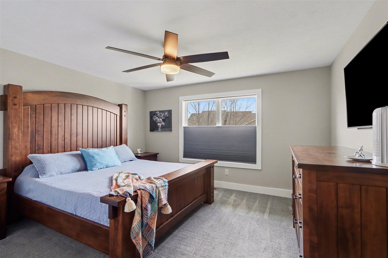 1369 S Village Circle, Kalamazoo, MI, 49009-6132