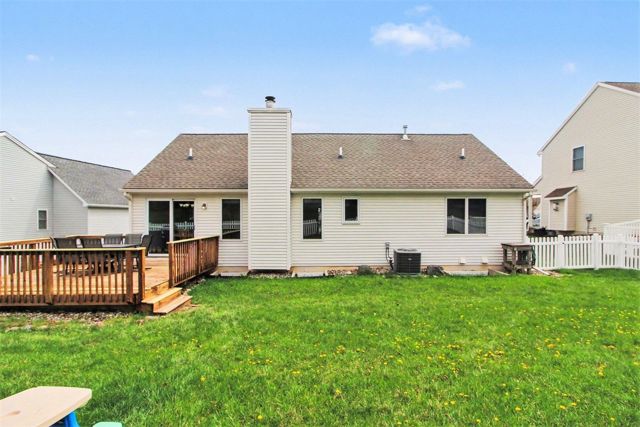 509 Marblewood Lane, Saline, MI, 48176-8610