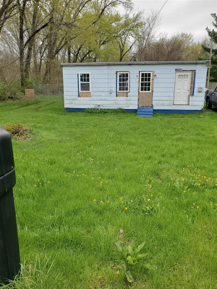 1560 Highland Avenue, Benton Harbor, MI, 49022-2032