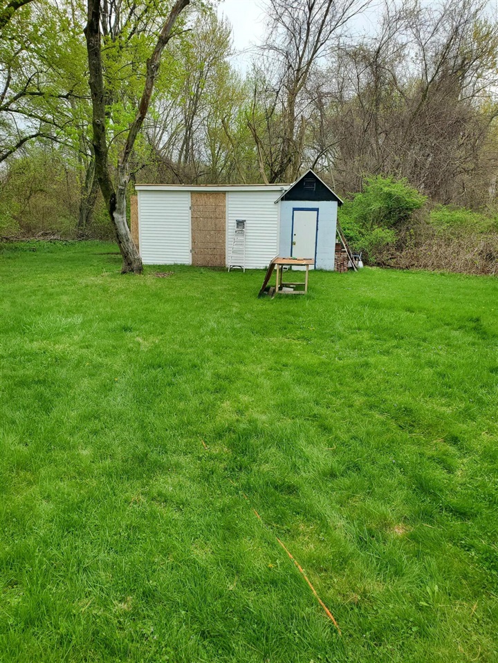 1560 Highland Avenue, Benton Harbor, MI, 49022-2032