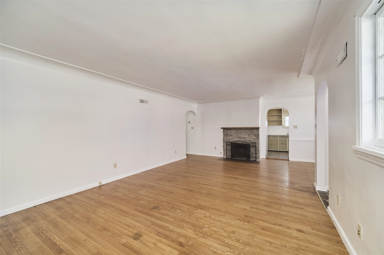4990 Main Street, Onekama, MI, 49675