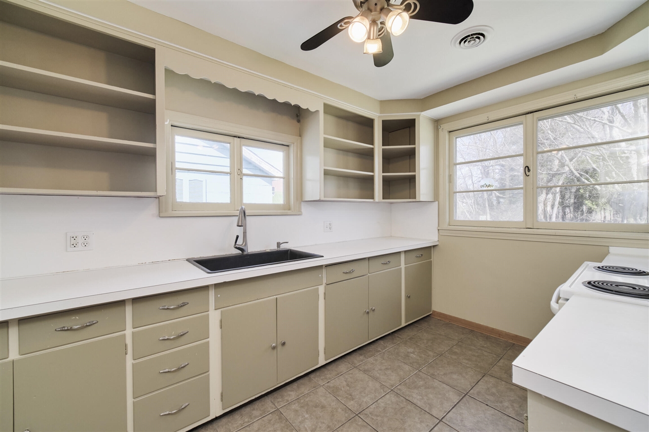 4990 Main Street, Onekama, MI, 49675