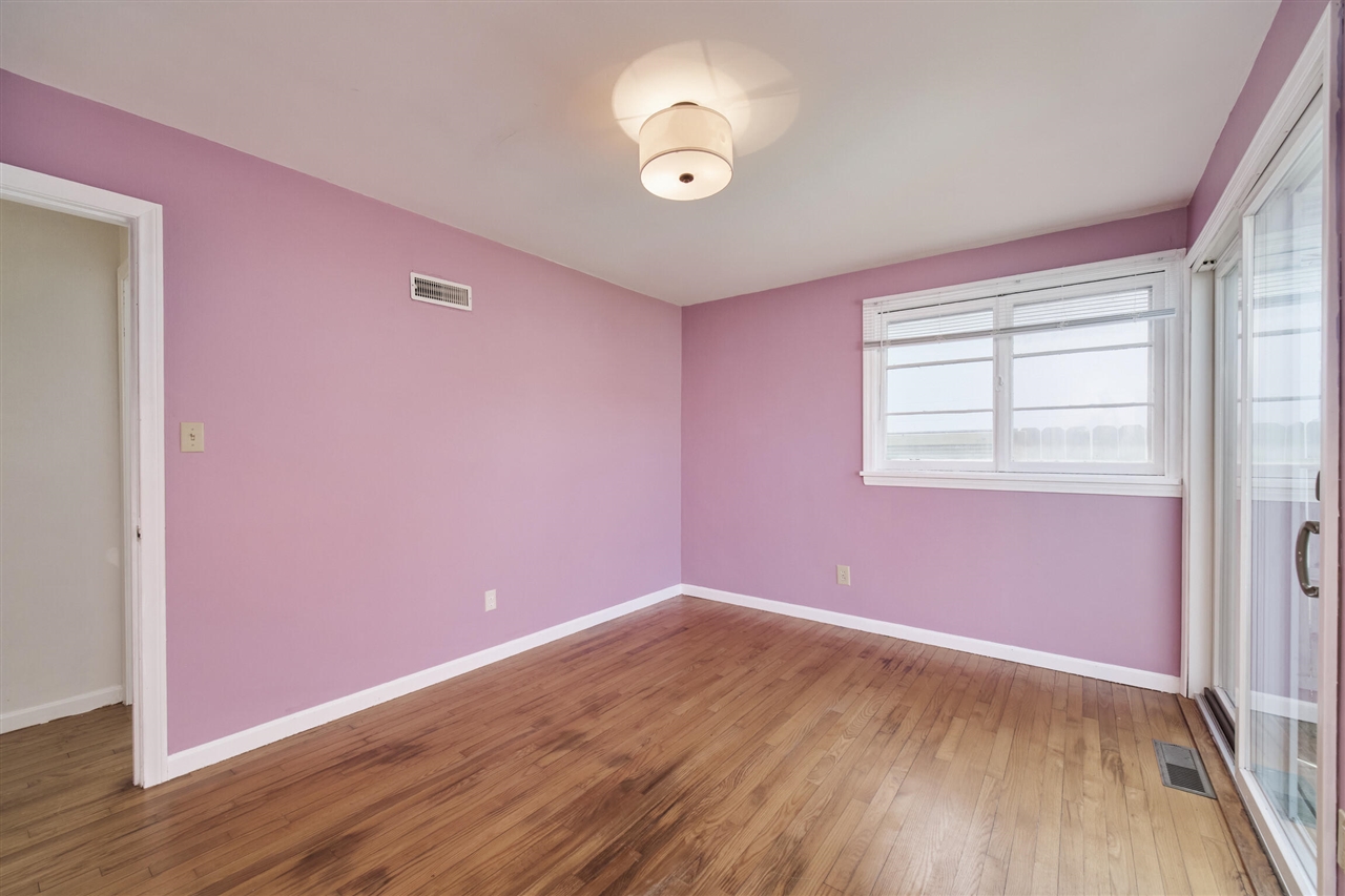 4990 Main Street, Onekama, MI, 49675