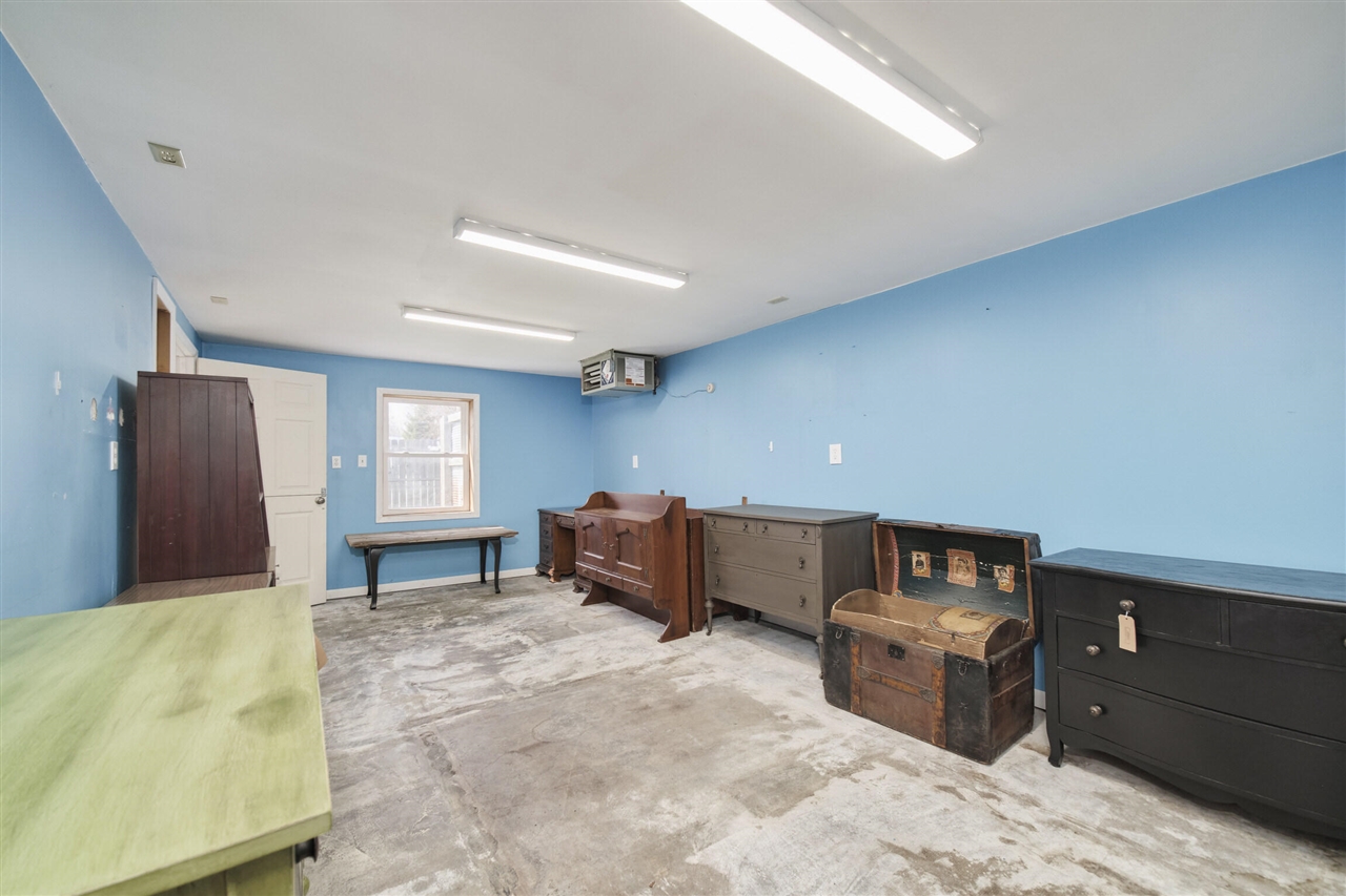 4990 Main Street, Onekama, MI, 49675